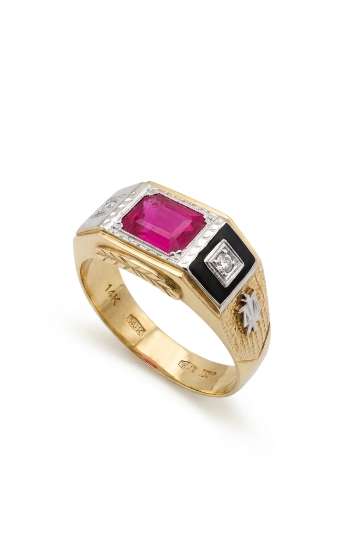ANEL 18K - BRILHANTE COM RUBI. CURSO: DIREITO.